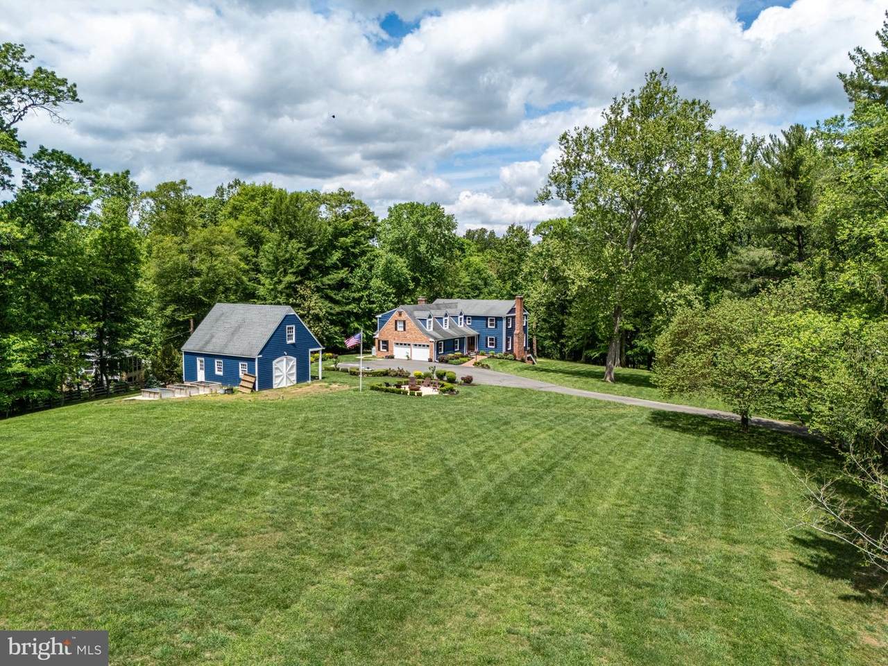 218 Walker Road - Photo 1