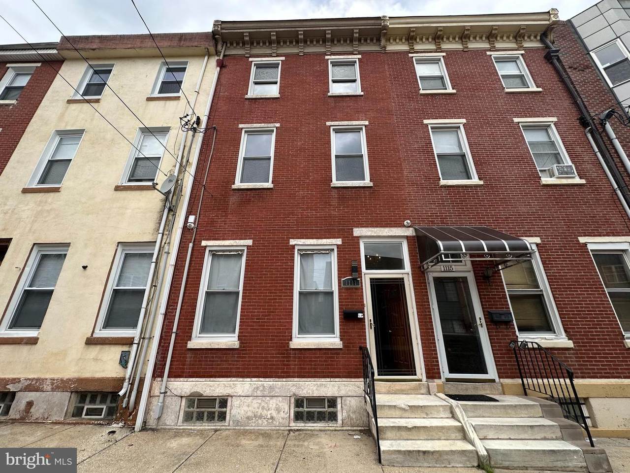 1117 Wallace Street - Photo 1