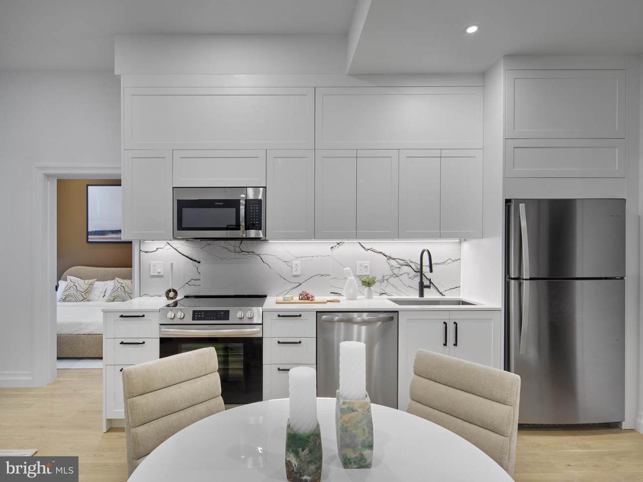 1001 Broad Street - Photo 1