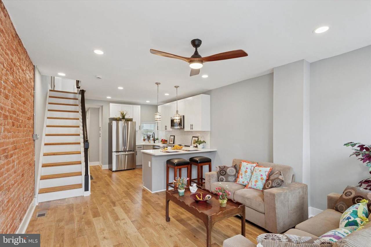1903 Lawrence Street - Photo 1