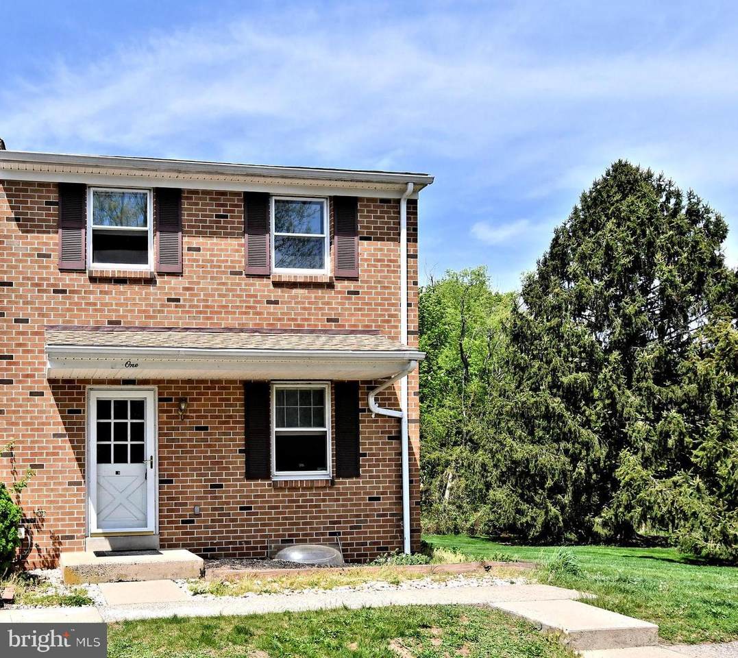 1 Valley Drive - Photo 1