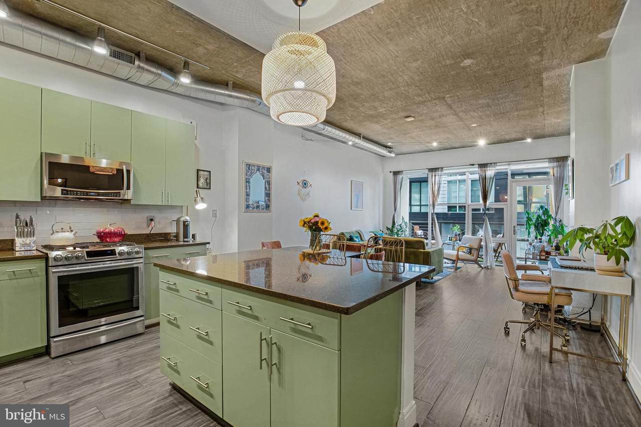 929 Florida Avenue - Photo 1