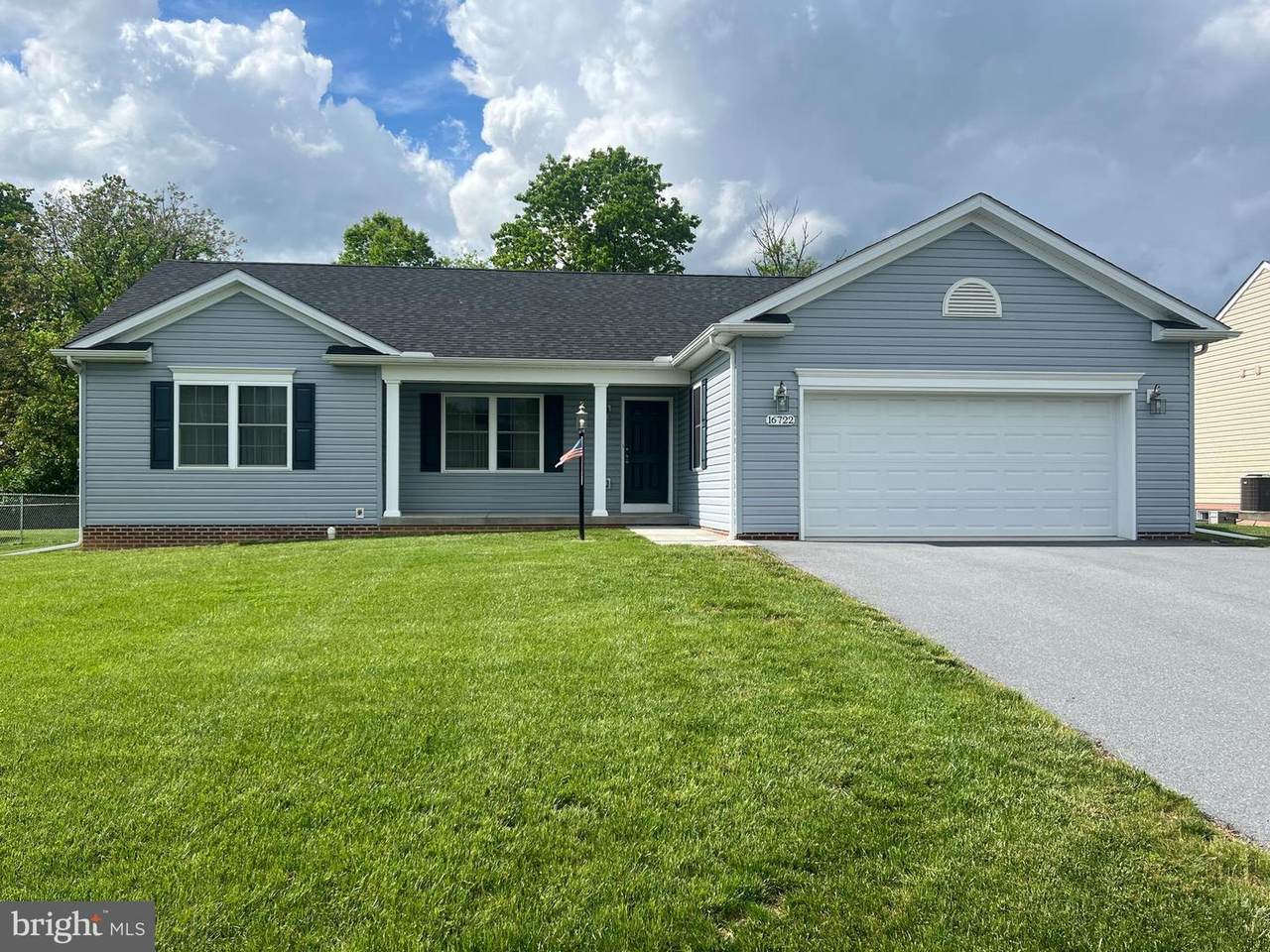 16722 Custer Court - Photo 1