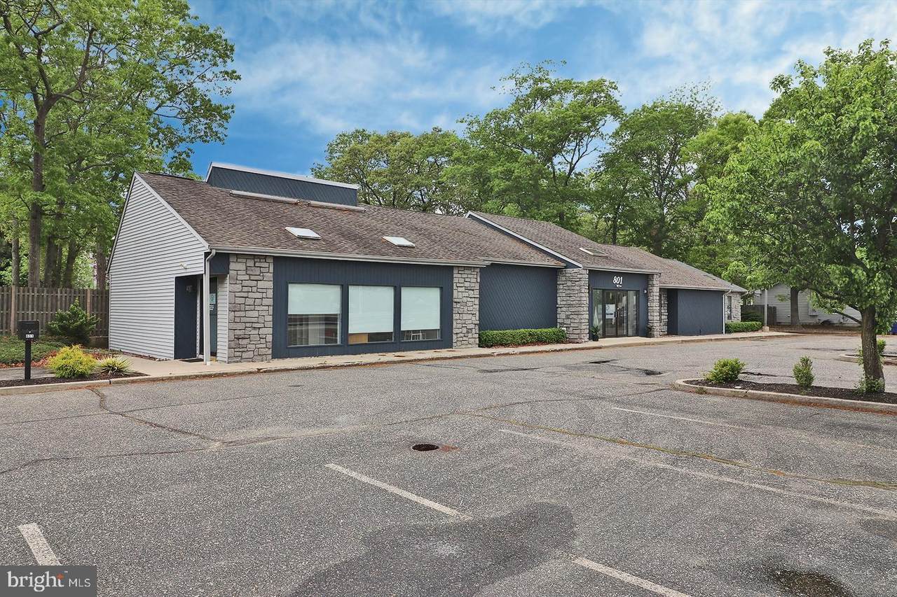 801 Lacey Road - Photo 1