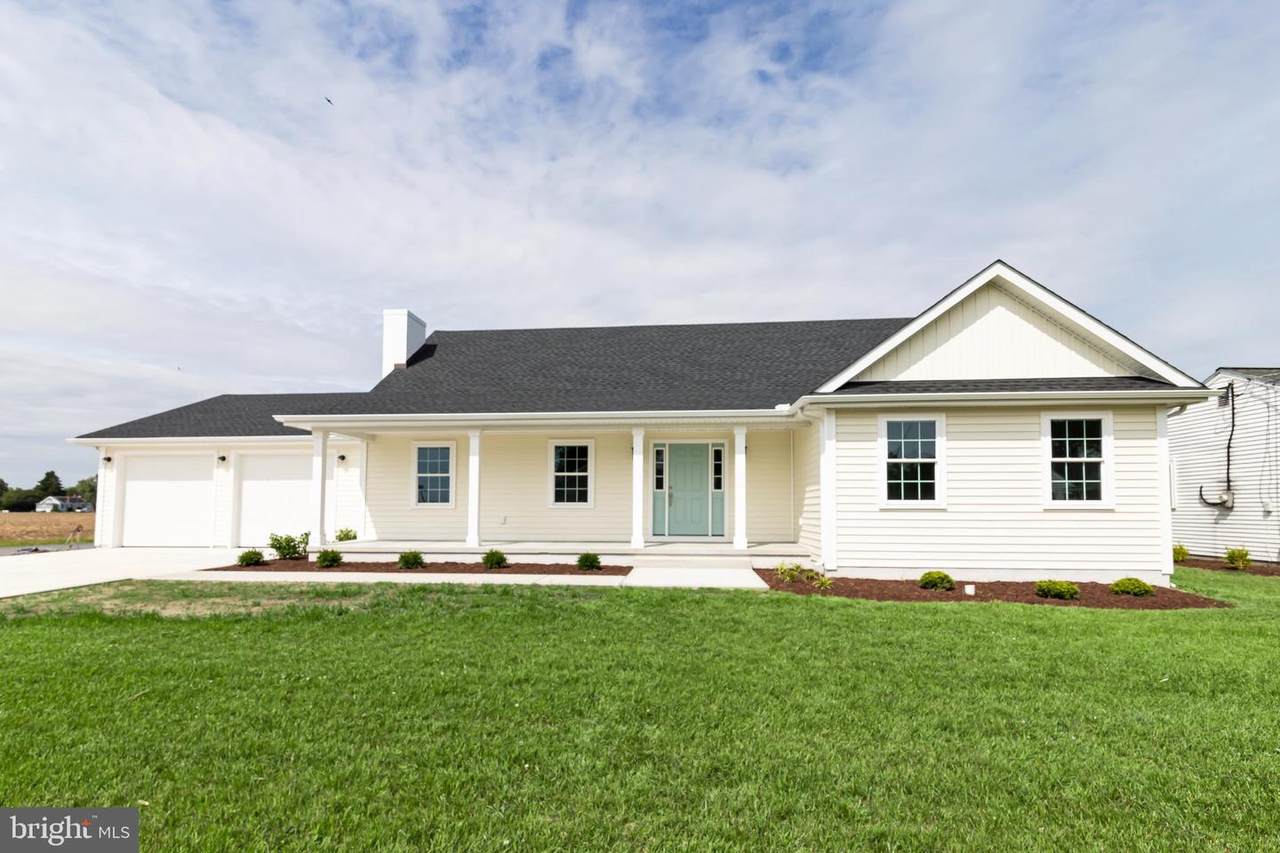 405 Collins Avenue - Photo 1