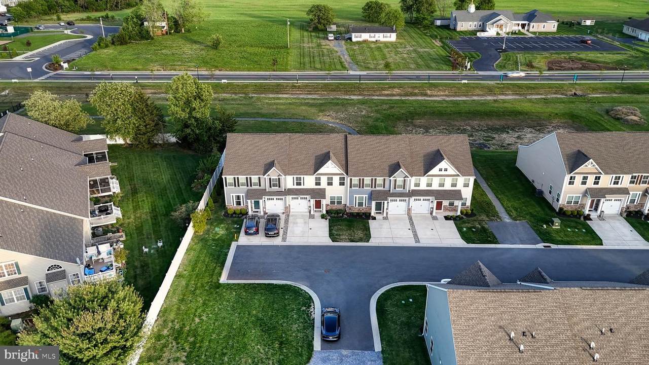 21042 Wavecrest Terrace - Photo 1