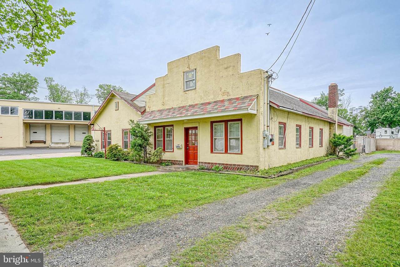 3459 Norwood Avenue - Photo 1