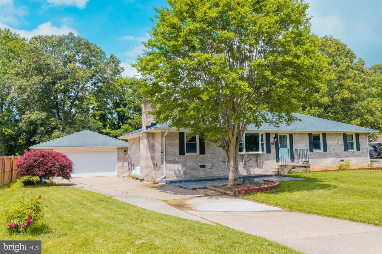 9608 Middleridge Court - Photo 1