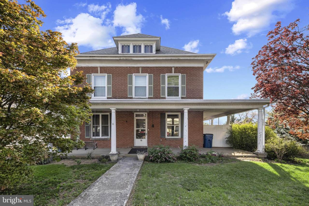 16 Maple Avenue - Photo 1