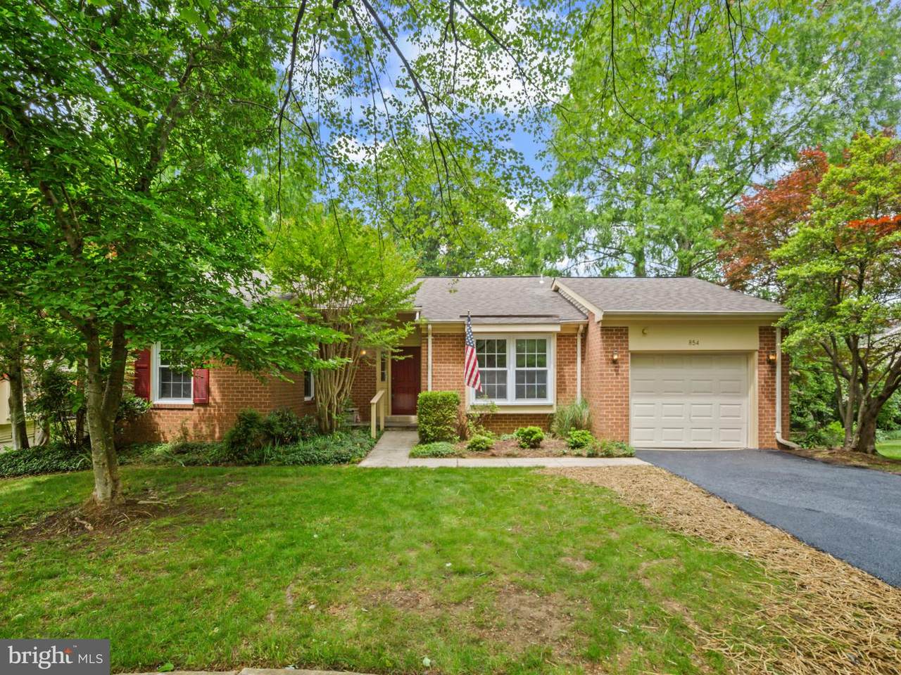 854 Scenic Hills Way - Photo 1