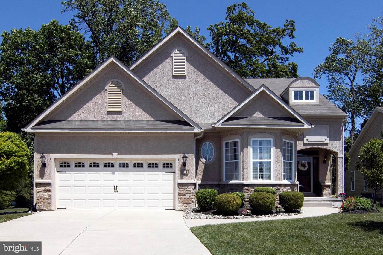89 Monarch Court - Photo 1