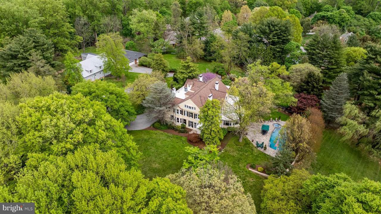 8555 Hill Spring Drive - Photo 1