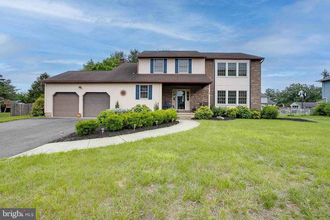 402 Doerrman Drive - Photo 1