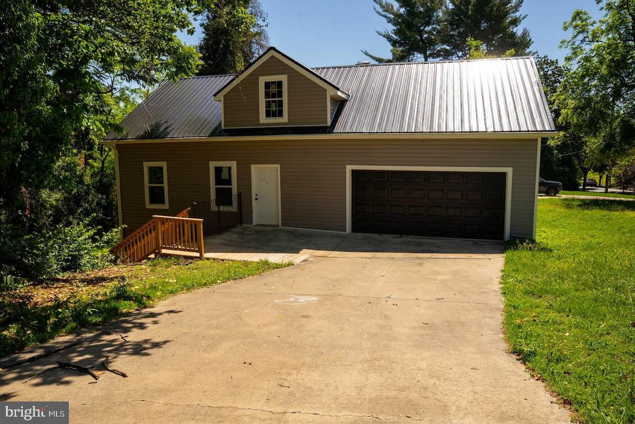 3704 Suitland Road - Photo 1