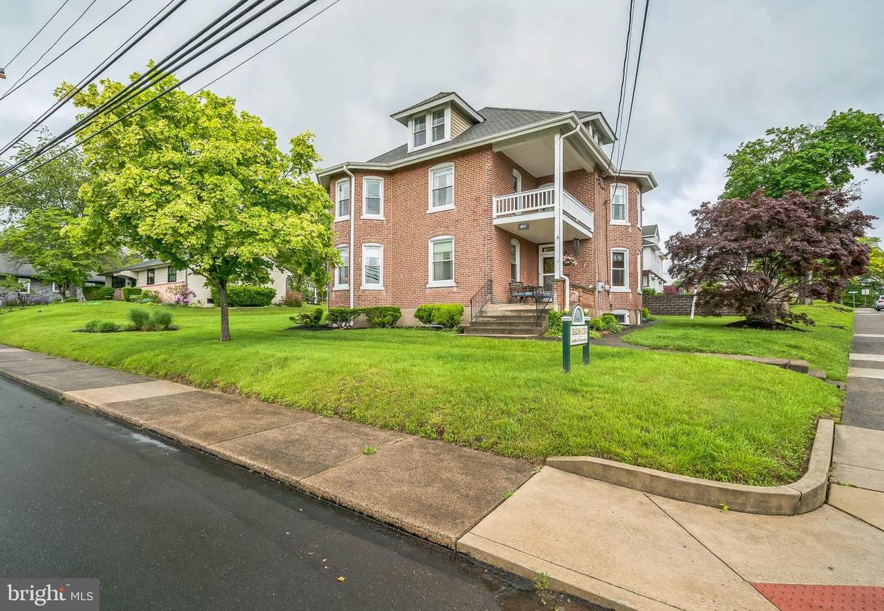 601 Callowhill Street - Photo 1