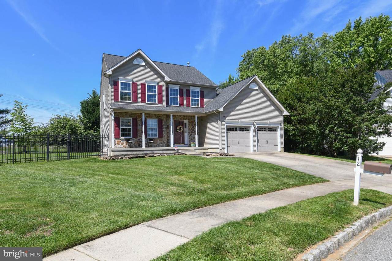 12 Ethan Terrace - Photo 1