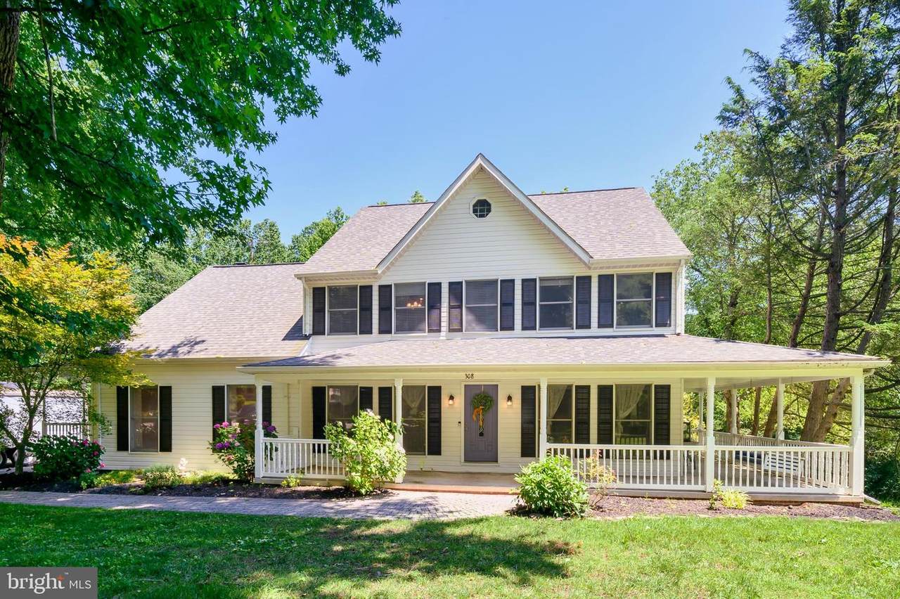 308 King James Court - Photo 1
