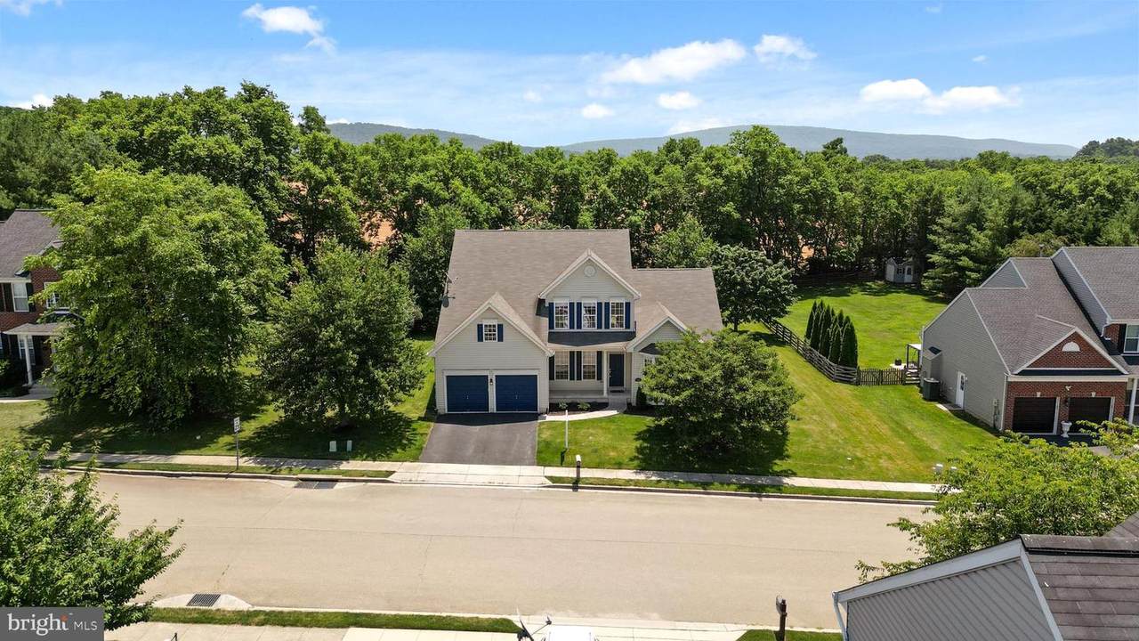 212 Chieftan Lane - Photo 1