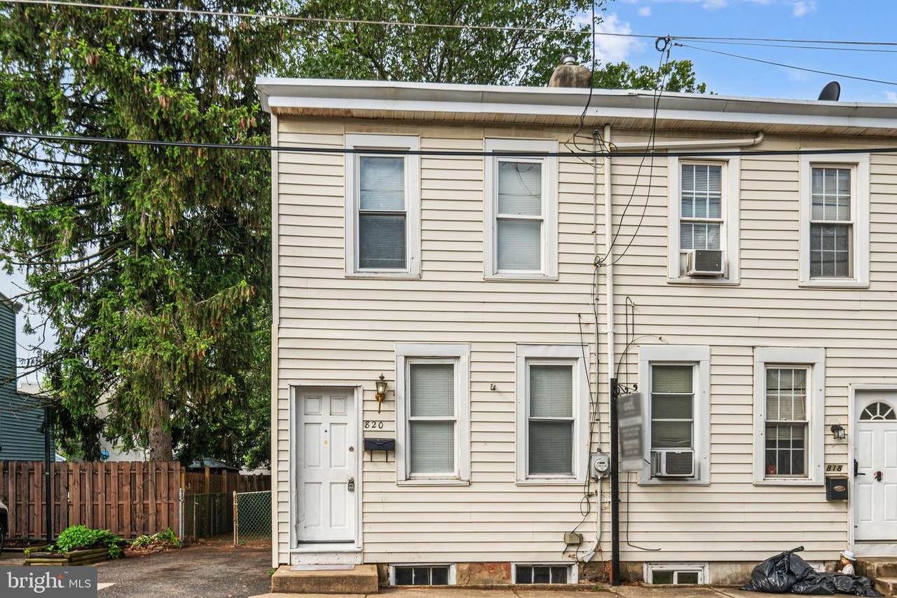 820 Cumberland Street - Photo 1