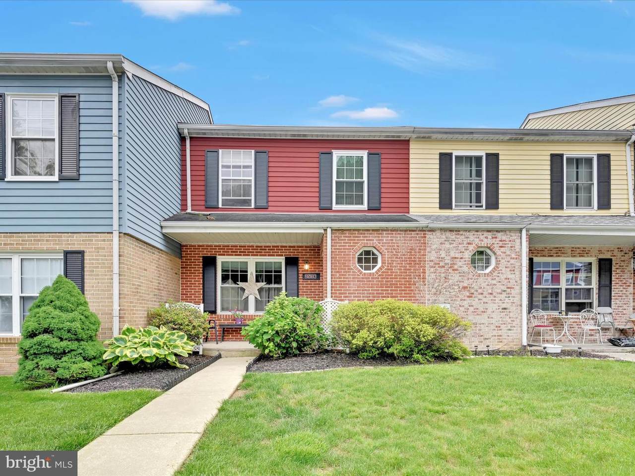 2536 Dupont Street - Photo 1