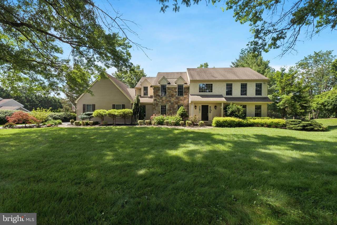 1007 Regimental Drive - Photo 1