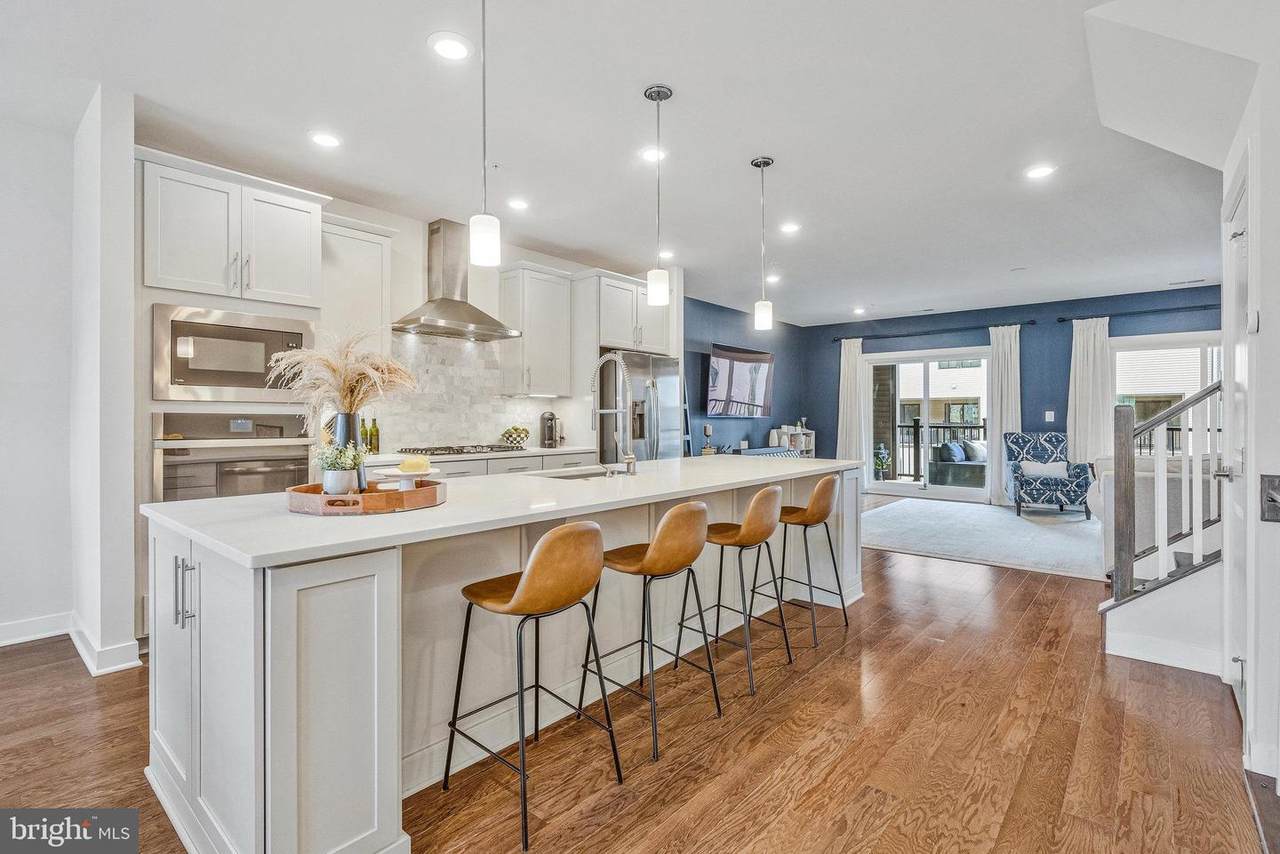 13240 Lake Woodland Way - Photo 1