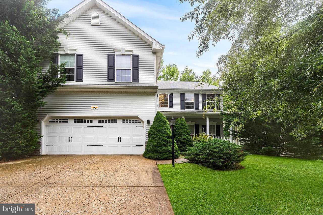 104 Constitution Terrace - Photo 1