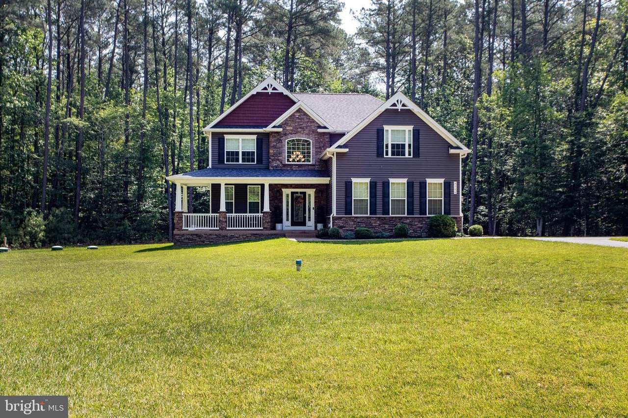4550 Guinevere Lane - Photo 1