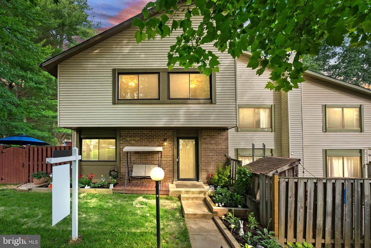 10627 Summer Oak Court - Photo 1