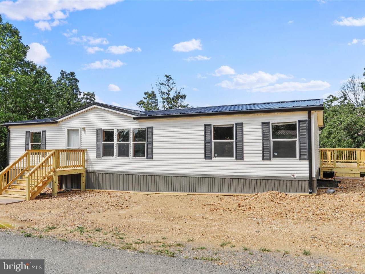 226 Emily Court - Photo 1