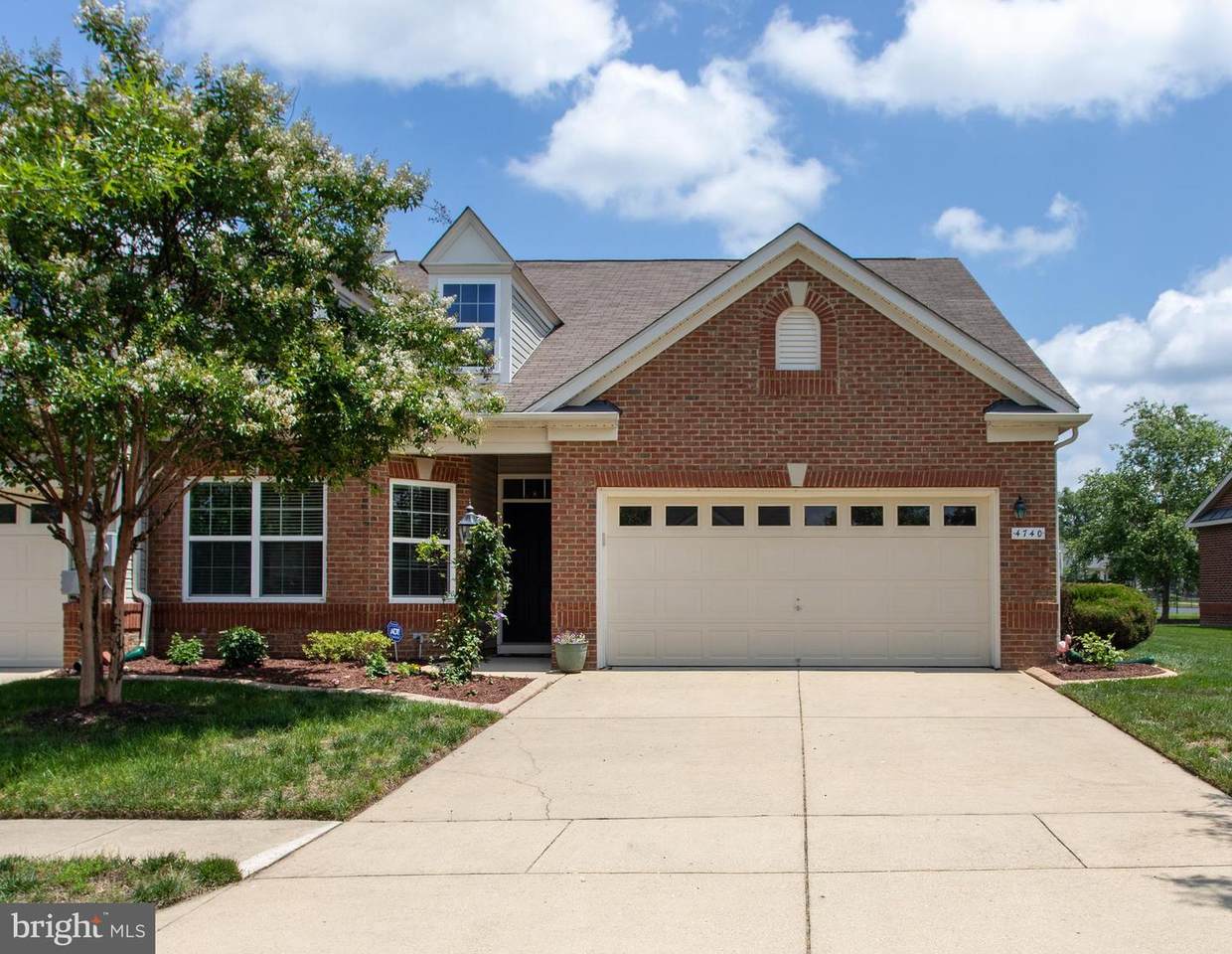 4740 Londonberry Lane - Photo 1