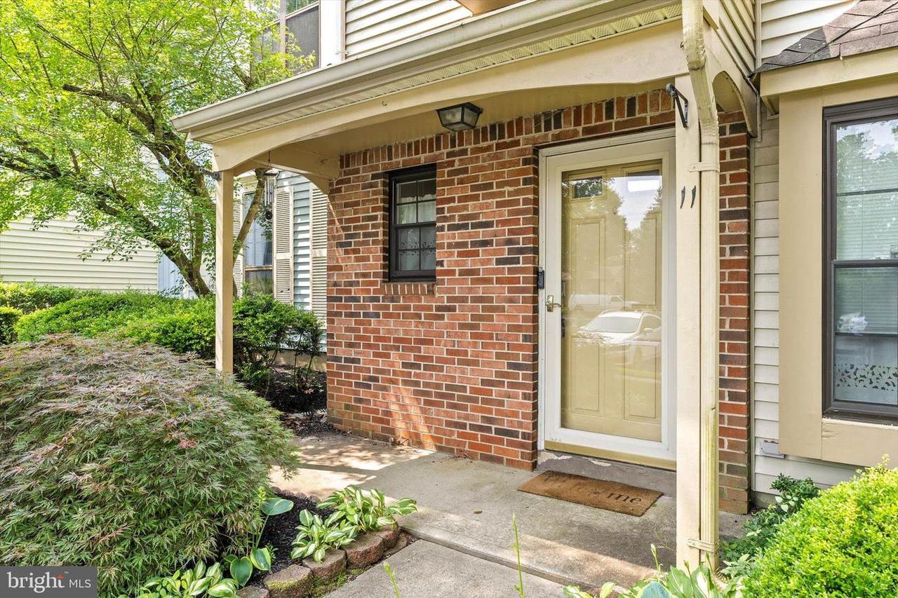 11 Chadwick Court - Photo 1
