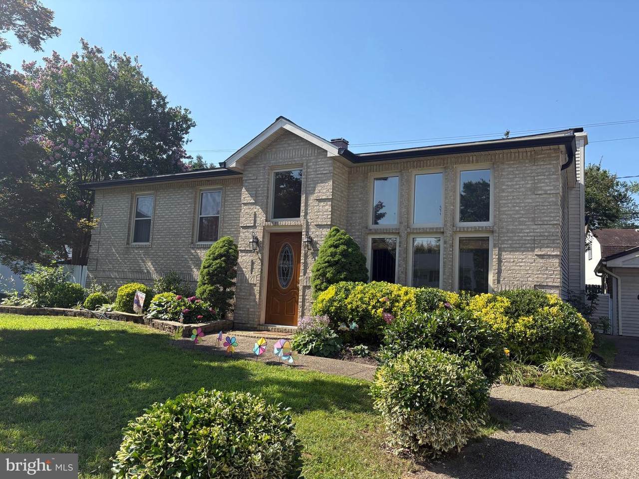 803 Scott Circle - Photo 1