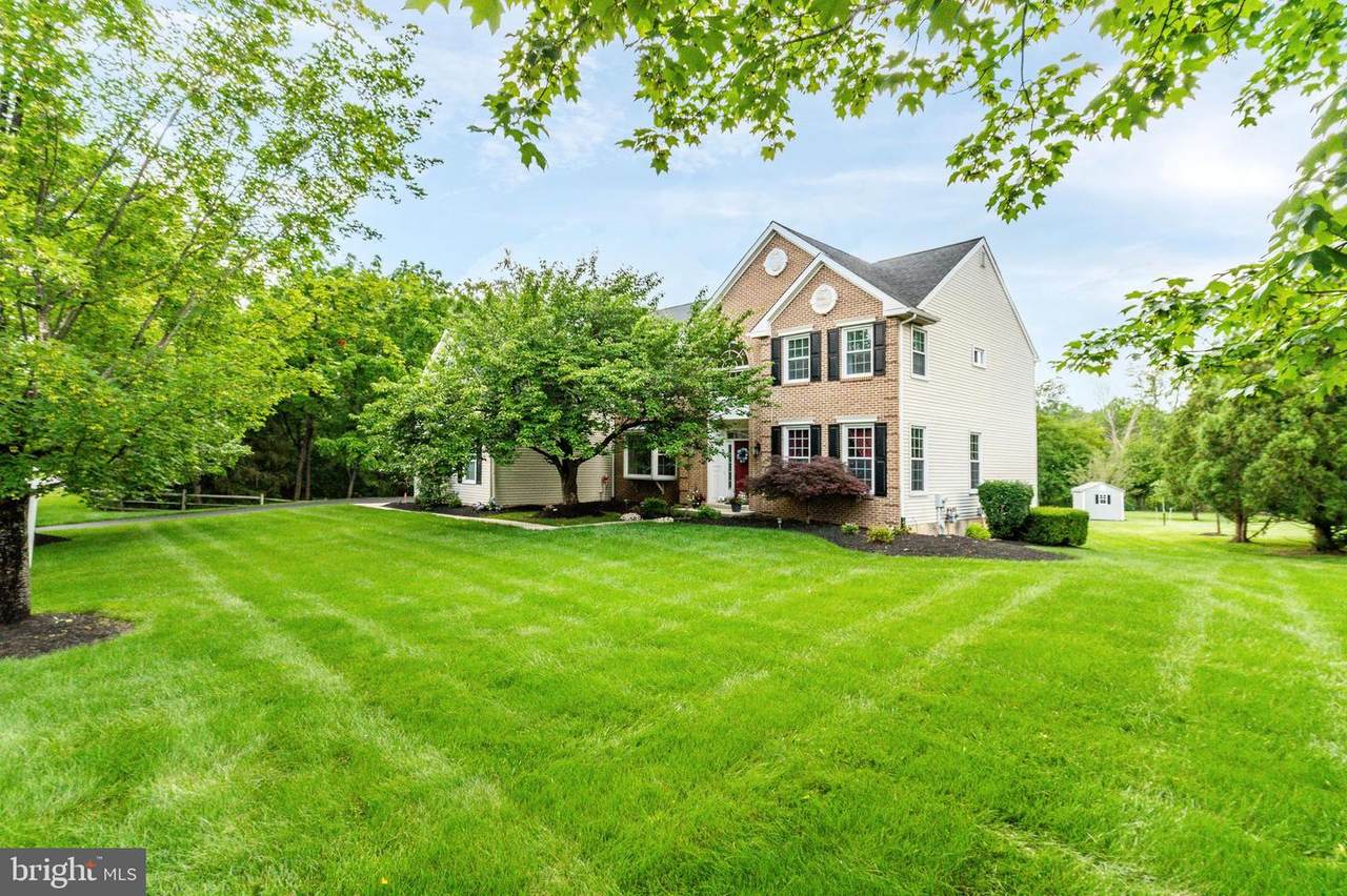 114 Davis Drive - Photo 1