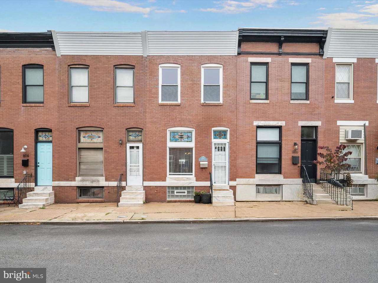 810 Dean Street - Photo 1