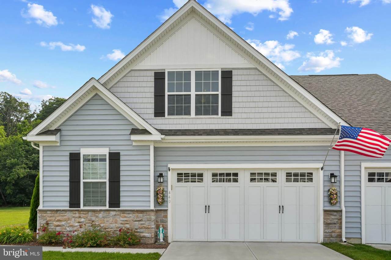 440 Moorings Circle - Photo 1