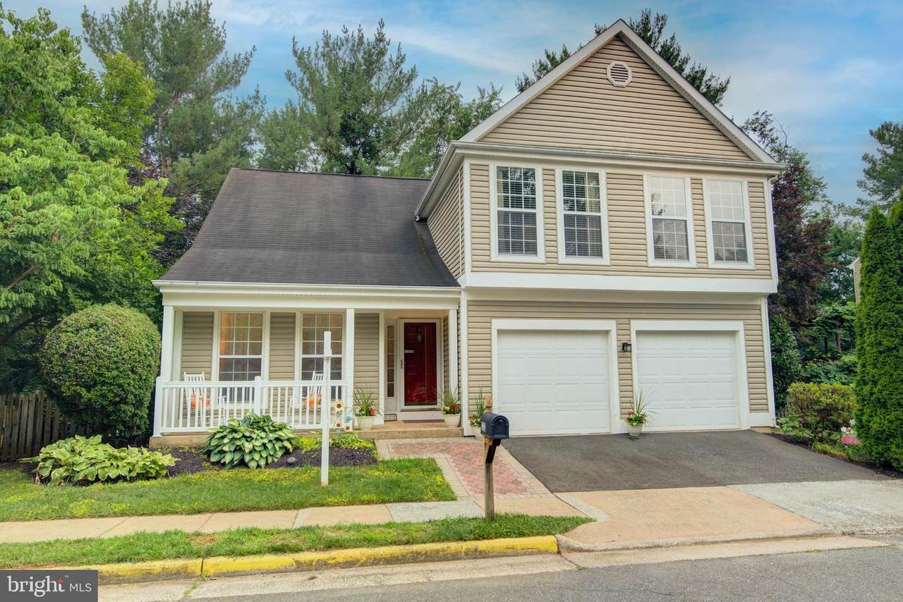 322 Deerpath Avenue - Photo 1