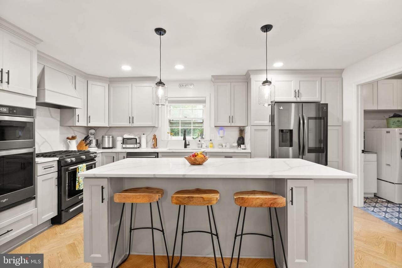 11800 Rosalinda Drive - Photo 1