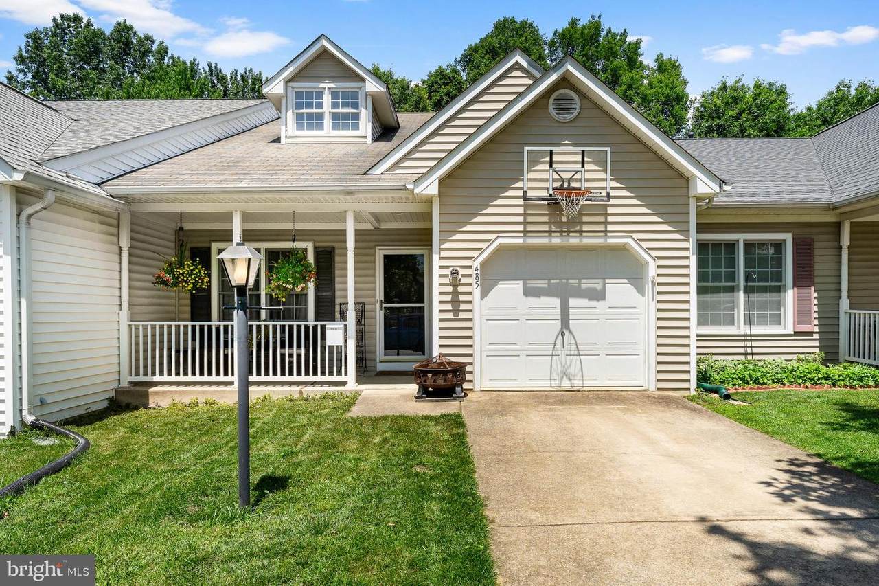 485 Wordsworth Circle - Photo 1