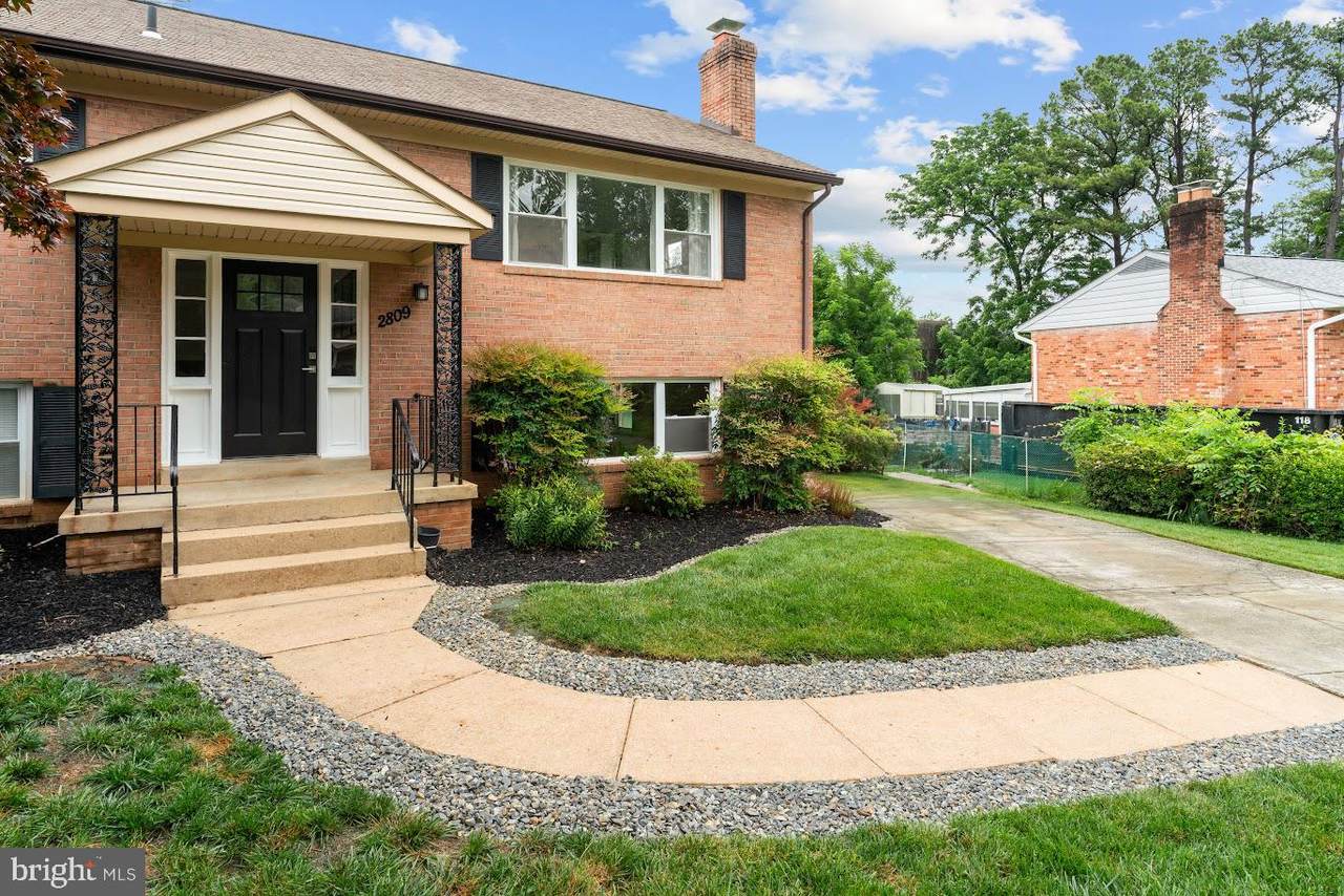 2809 Elsmore Street - Photo 1