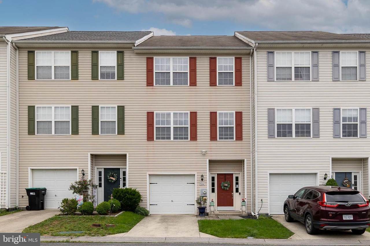 5244 Mulberry Run Court - Photo 1