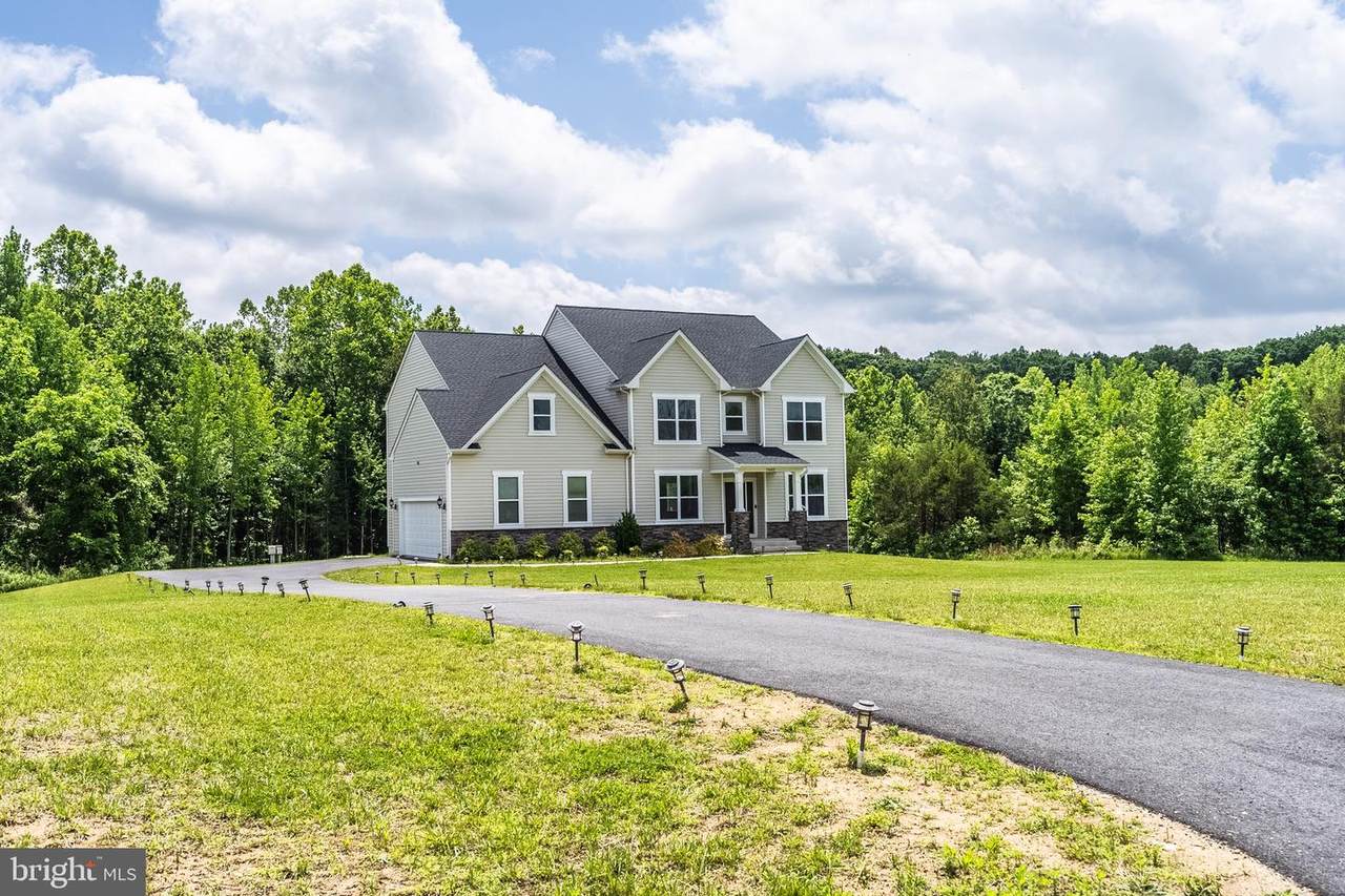 7802 Shawmont Road - Photo 1