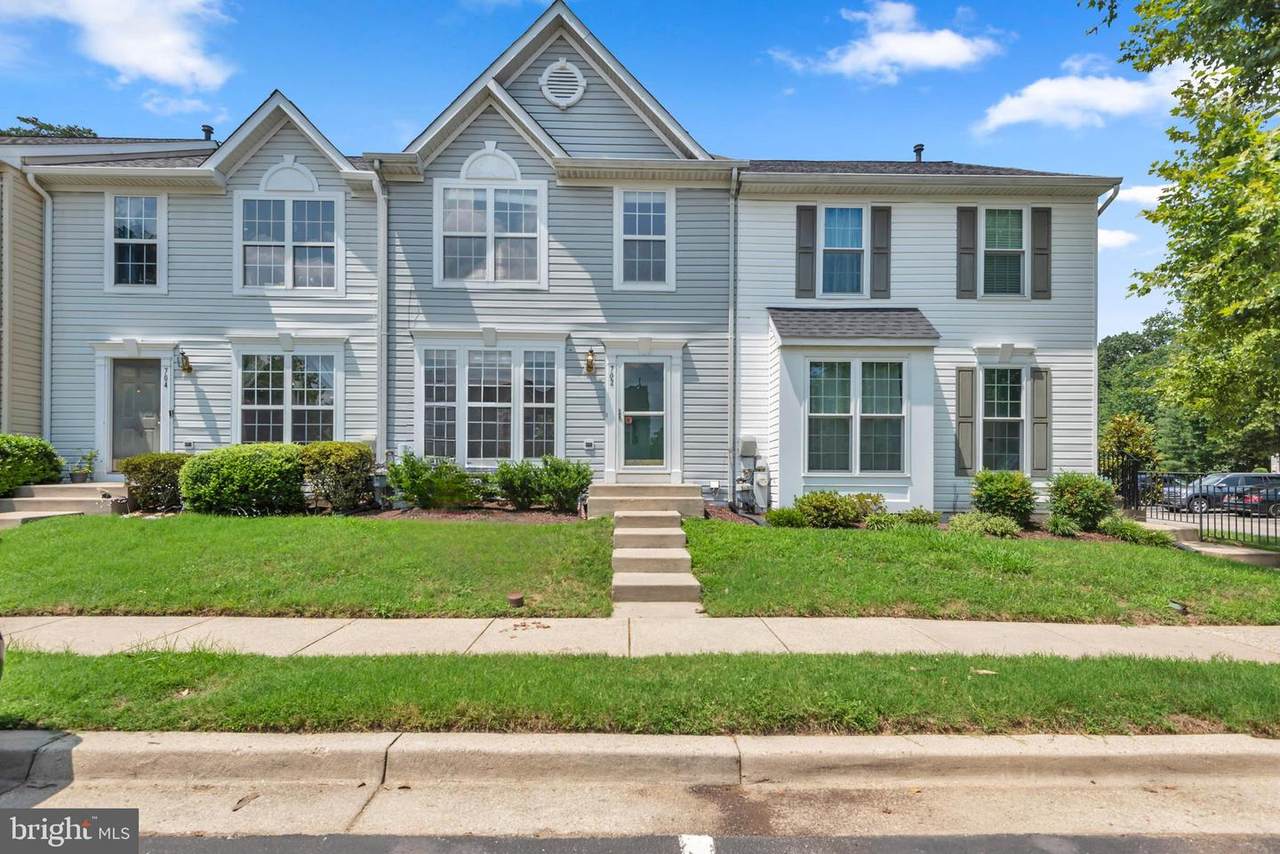 702 Horse Chestnut Court - Photo 1
