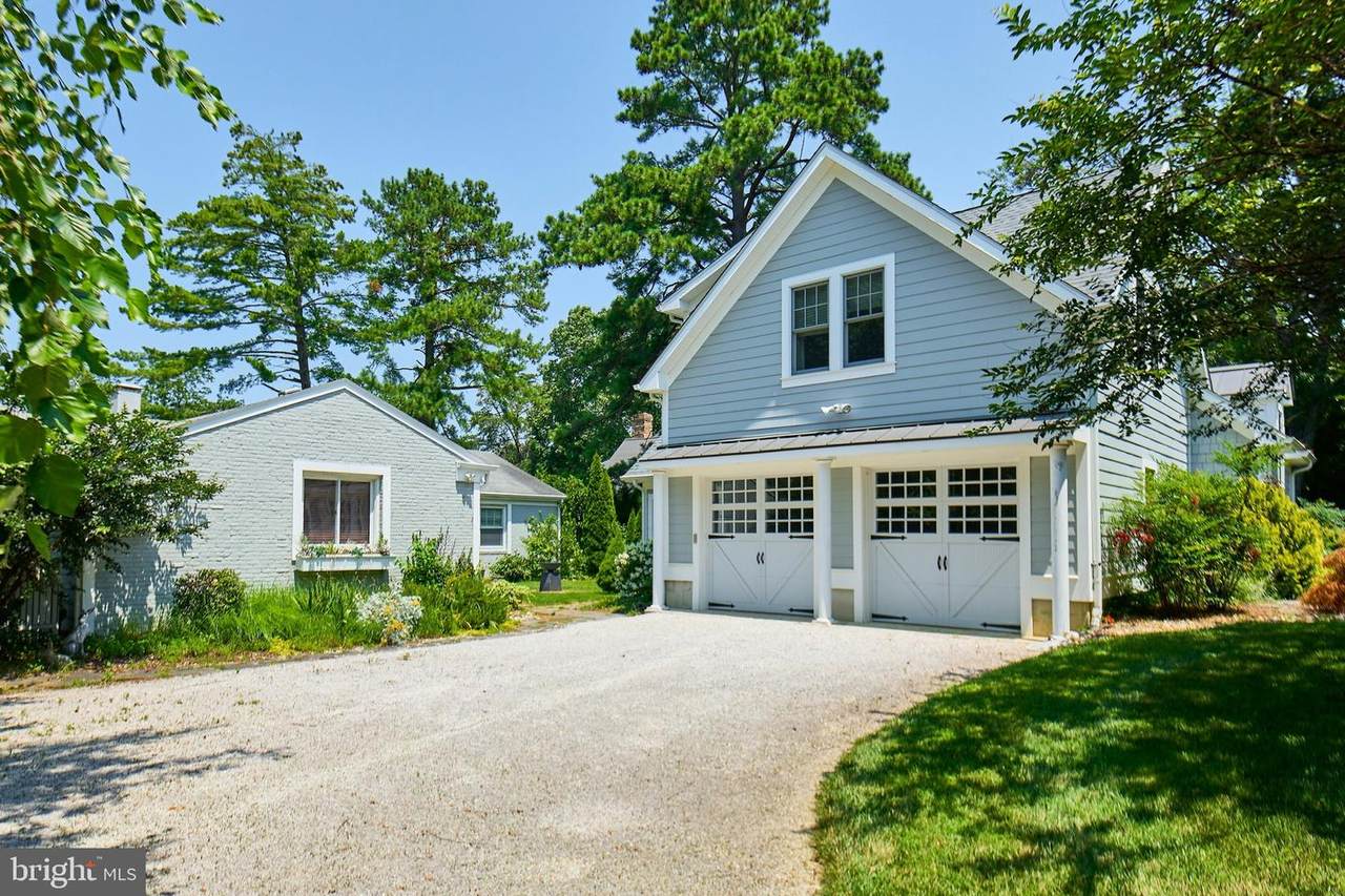 28026 Oaklands Circle - Photo 1
