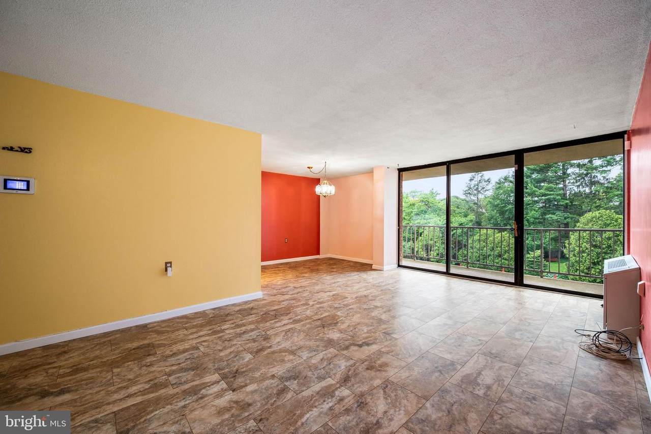 801 Yale Avenue - Photo 1