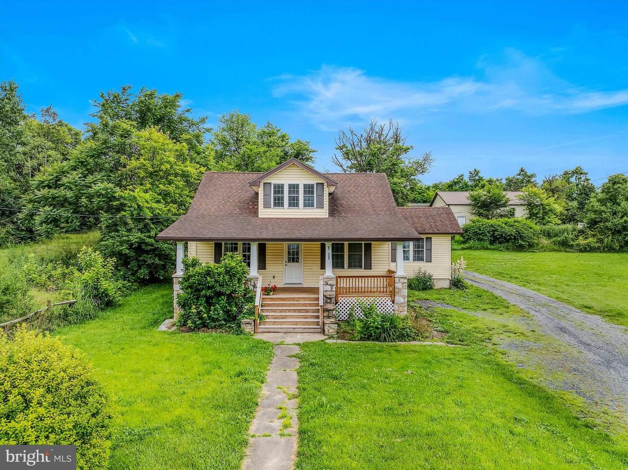 9434 Winchester Avenue - Photo 1