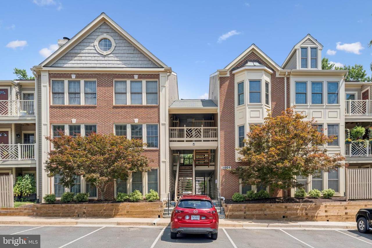 3801 Ridge Knoll Court - Photo 1