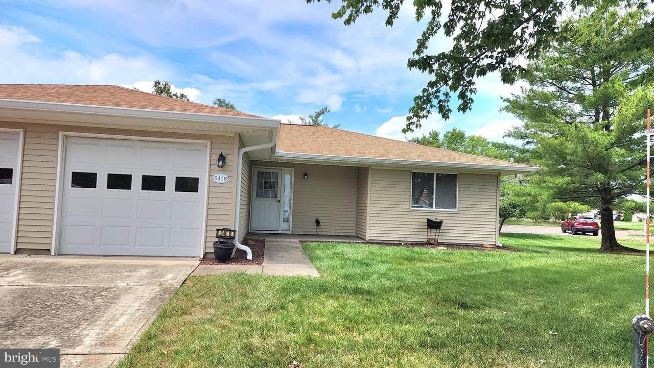 540-B Berberis Plaza - Photo 1