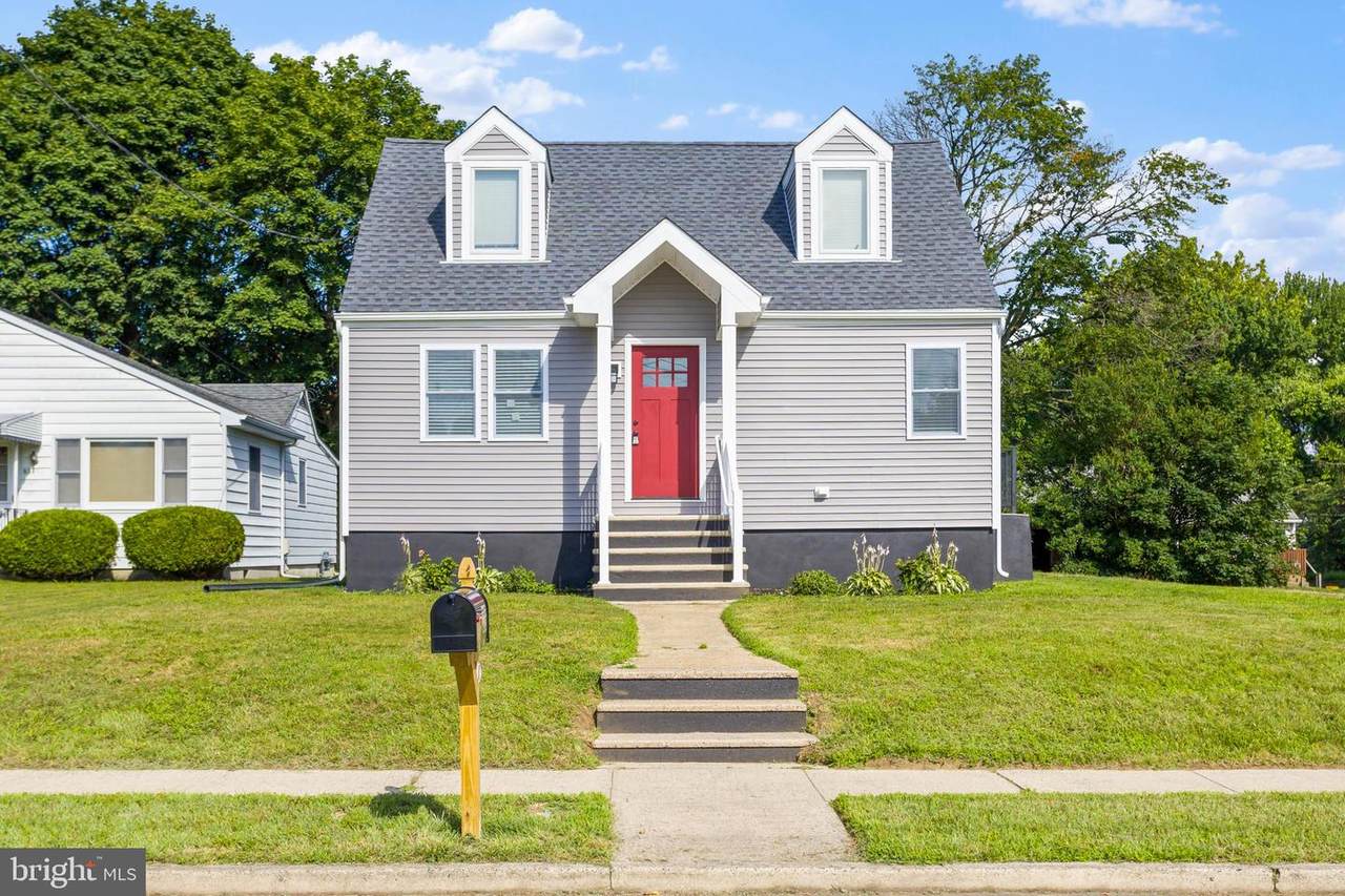39 Saint Clair Avenue - Photo 1