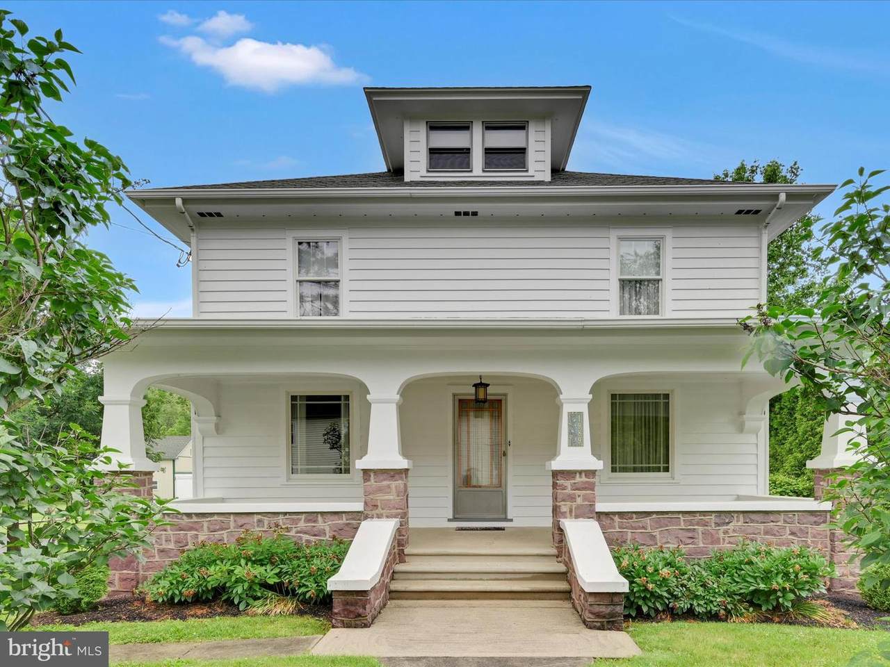 1989 Fair Road - Photo 1